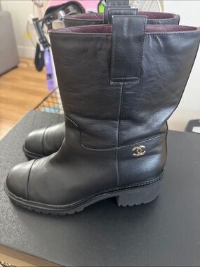 CHANEL Black Leather Mid-Calf Heeled Boots with Gold CC Emblem